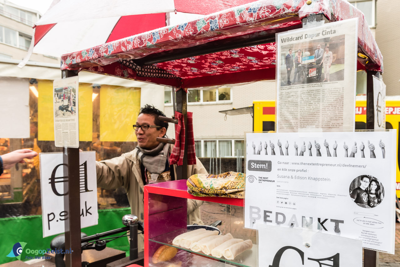 Dapur Cinta staat iedere donderdag en zaterdag op de markt.