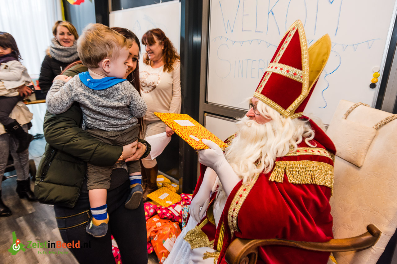 Sinterklaas op bezoek bij Kwintes in Vollenhove