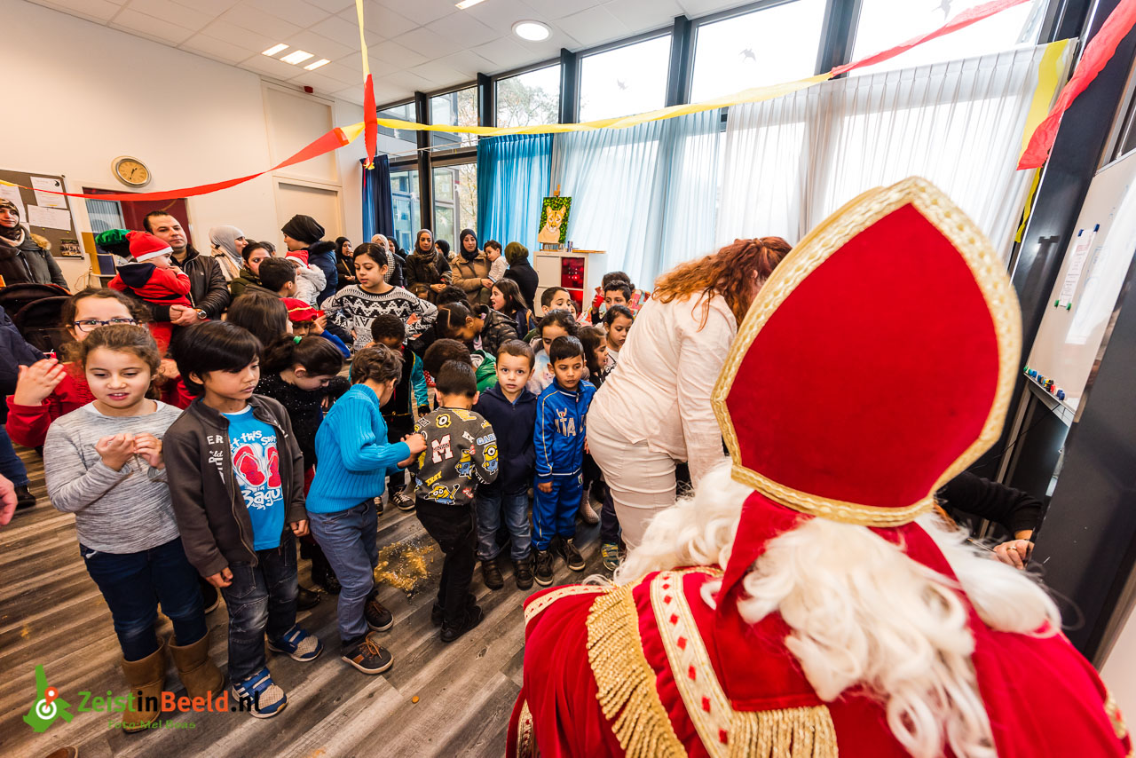 Sinterklaas op bezoek bij Kwintes in Vollenhove