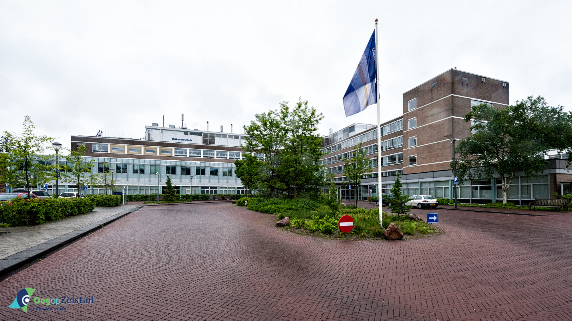 het Diakonessenhuis tijdens regenachtig weer Zeist