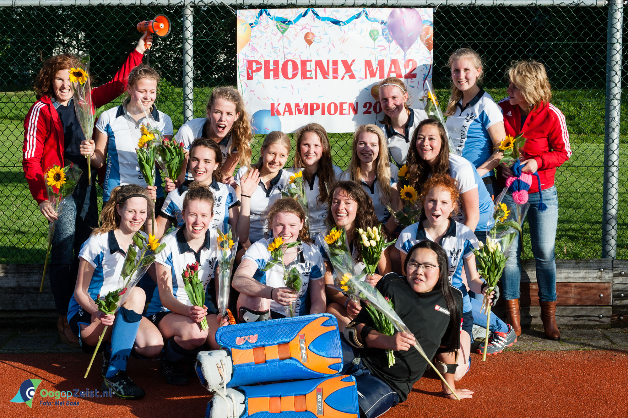 Kampioenen Meisjes A 2 van Phoenix zijn Kampioen.