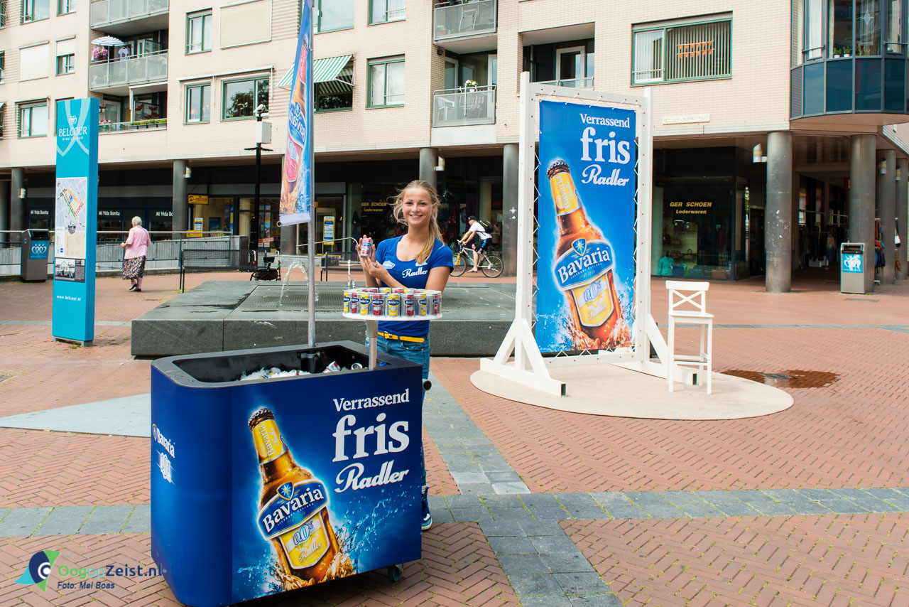 Bavaria Babe met Radler blikje