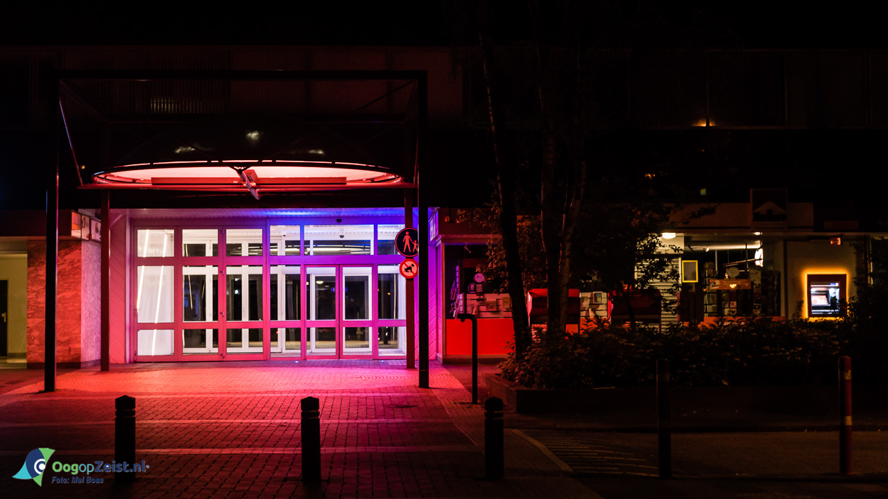 Kleuren spel bij Winkelcentrum Vollenhove