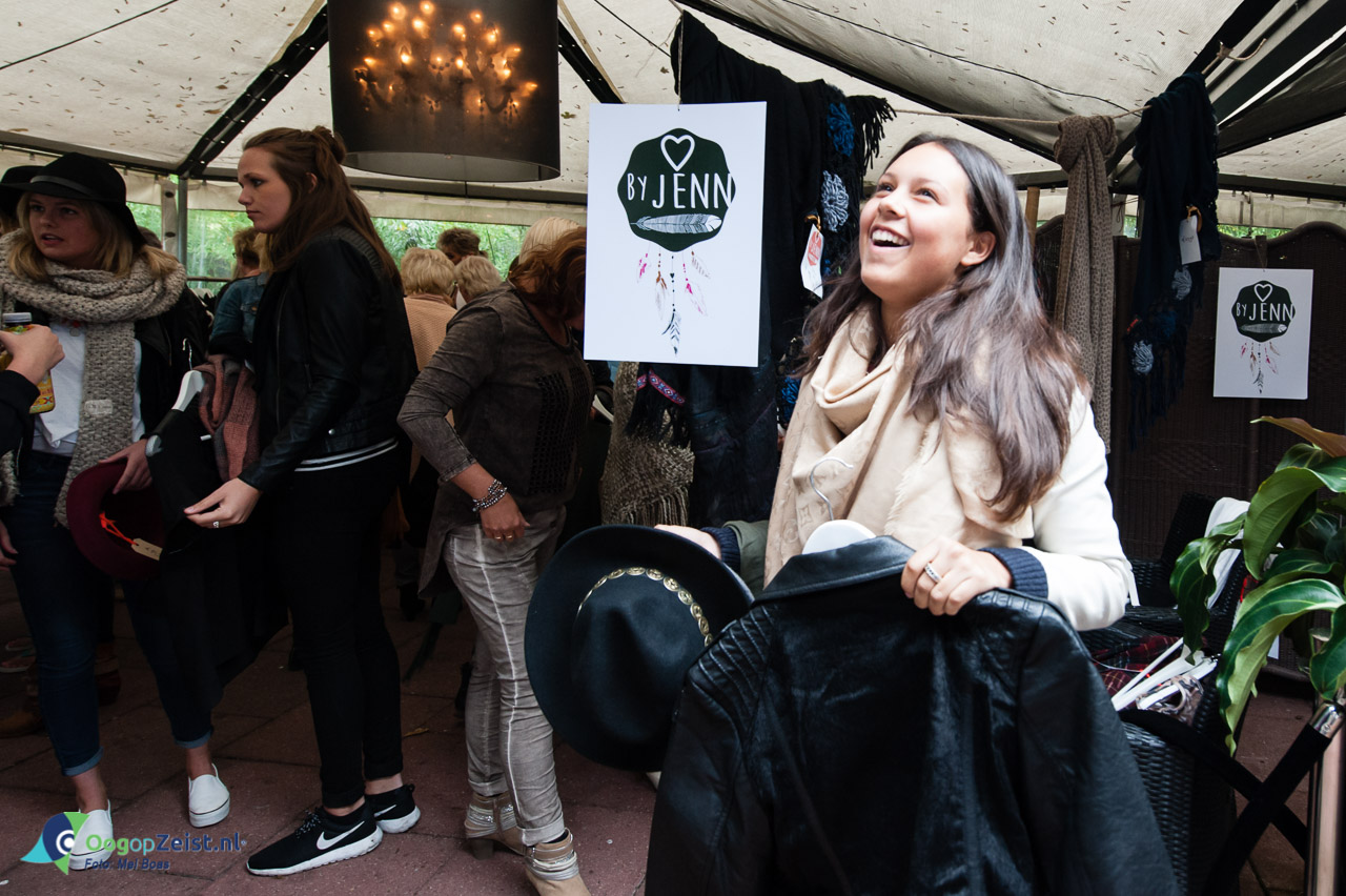 Shopping for musthaves van ByJenn