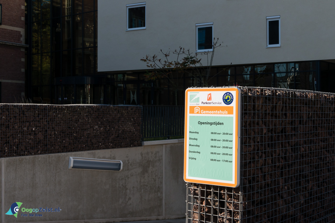 Betaald parkeren in de parkeergarage onder het gemeentehuis