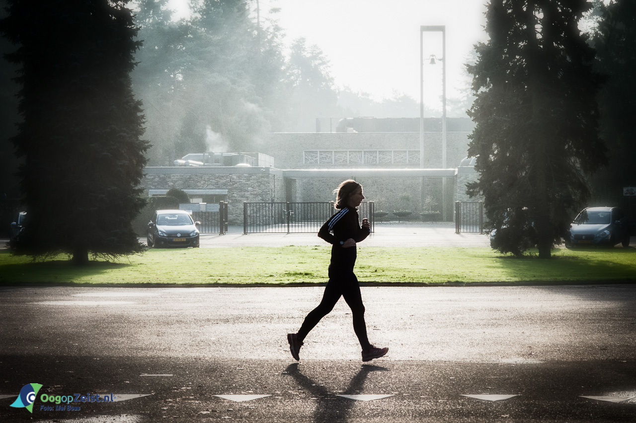 Joggen langs de begraafplaats op de Woudenbergseweg.