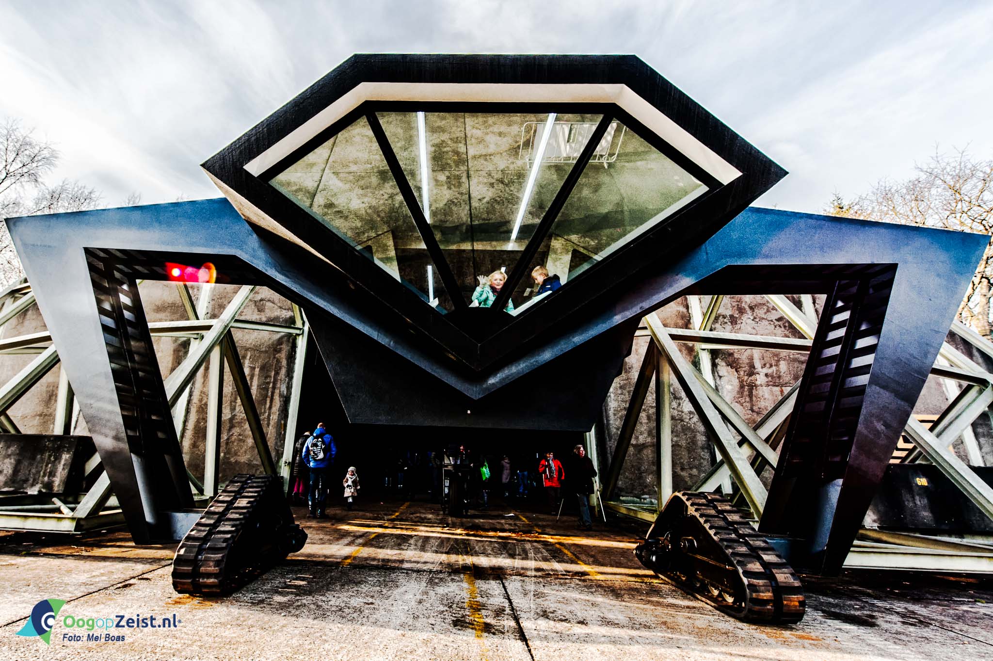 Hangaar met kinderactiviteiten op ParkVBS