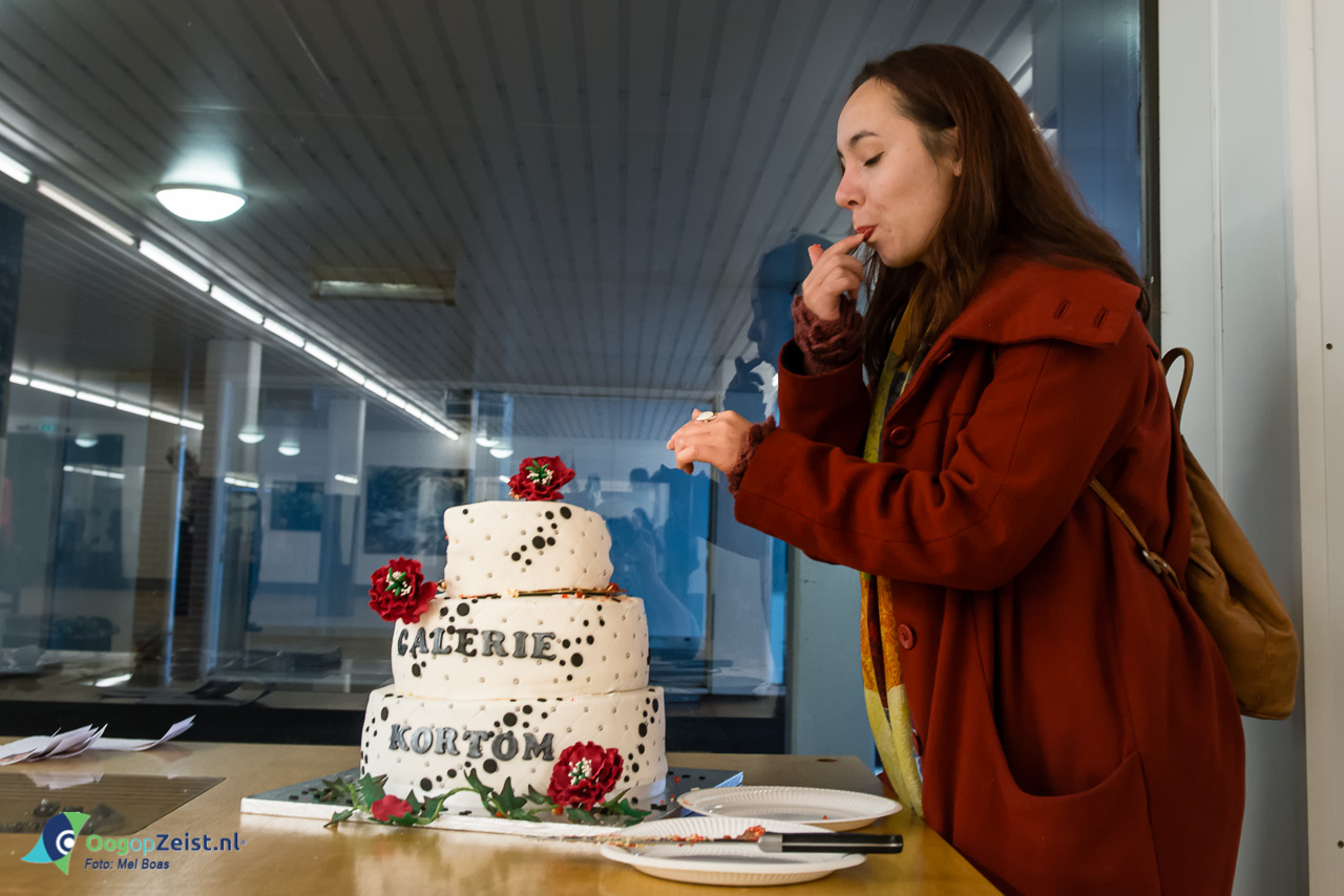 Nieuwe Kunst in galerie Kortom op de Voorheuvel. Om je vingers bij af te likken
