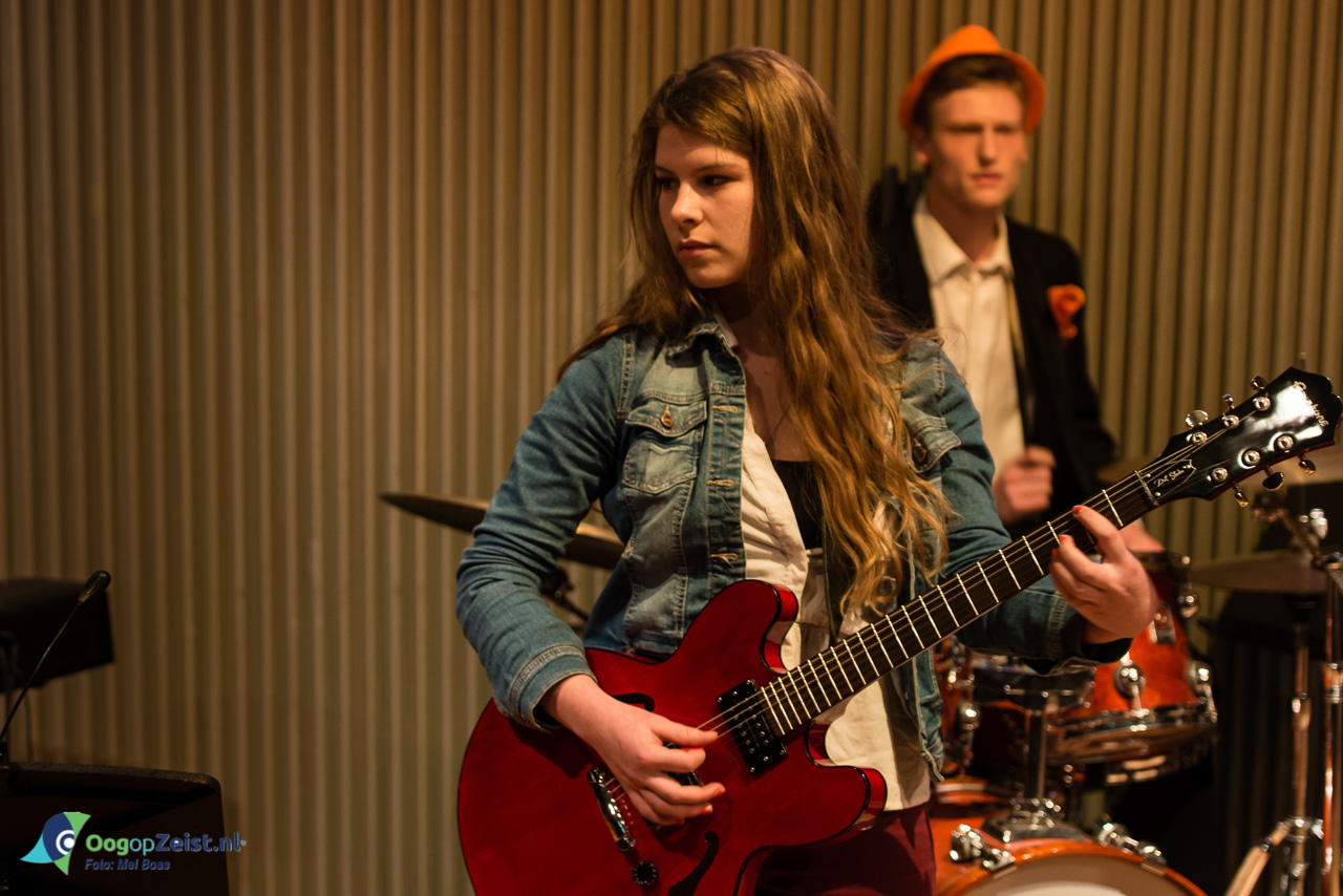 Band night door muziekanten van de popschool van de Zeister Muziekschool in de grotezaal van de Klinker