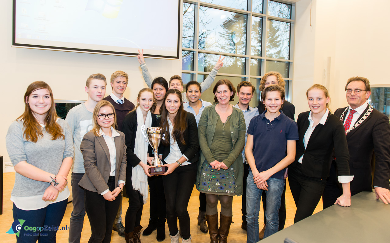 CLZ wint jongerdebat in raadzaal van Zeist