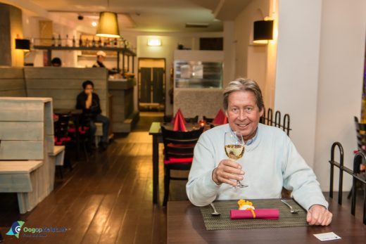 Hans Kazan laat zich als een van de eerste betoveren door Bangkok Cuisine, thais Restaurant aan de Dorpstraat in Zeist