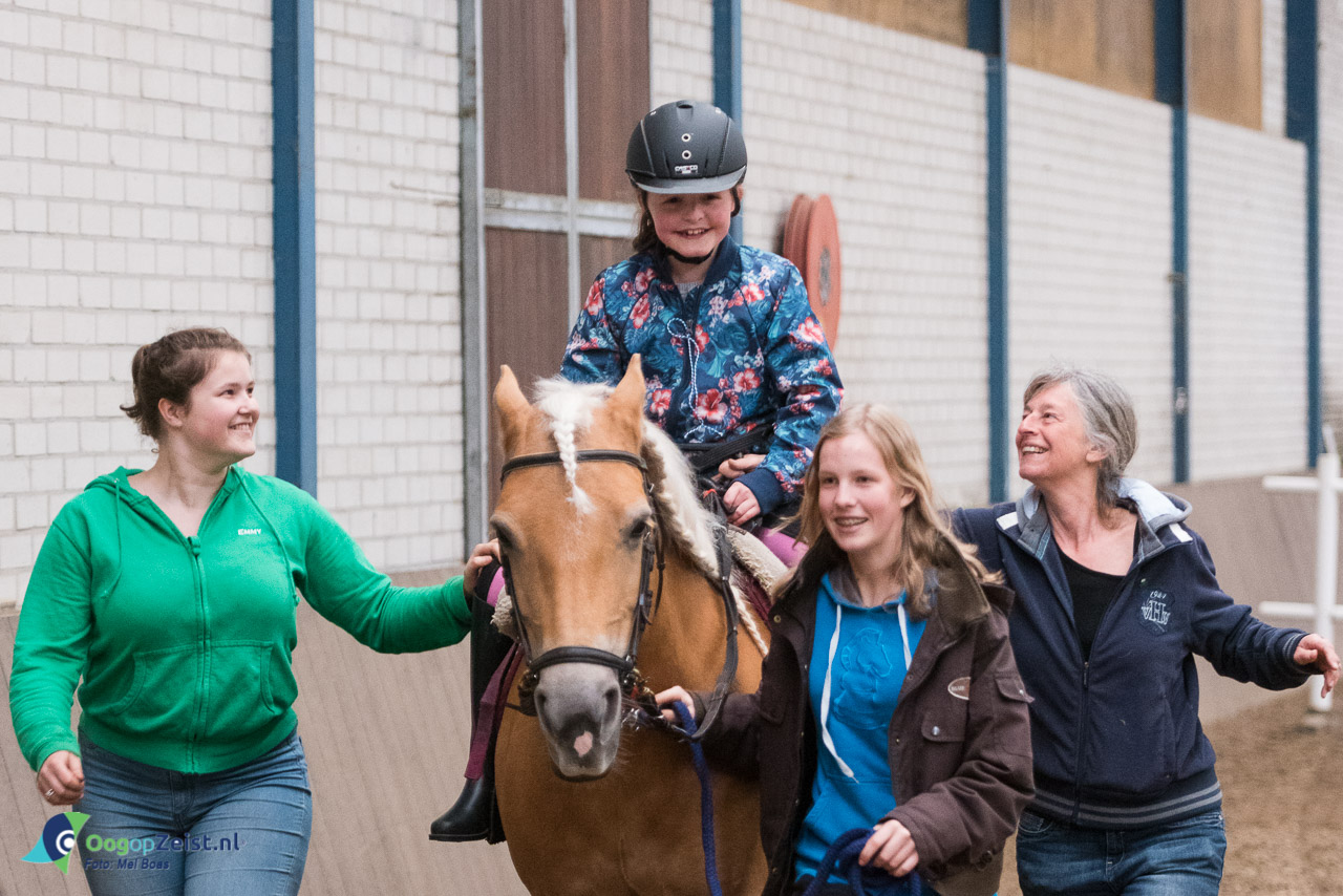 Spelletjesmiddag voor kinderen van de fysiotherapie van Florine Vermaas bij de Prinses Maxima Manege in Den Dolder