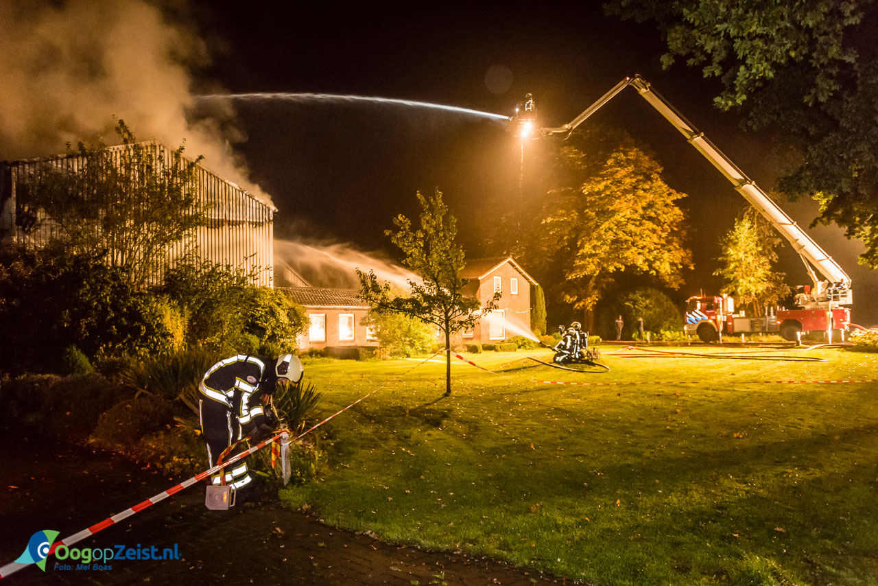 Fruitloods op de Tolakkerlaan volledig uitgebrand