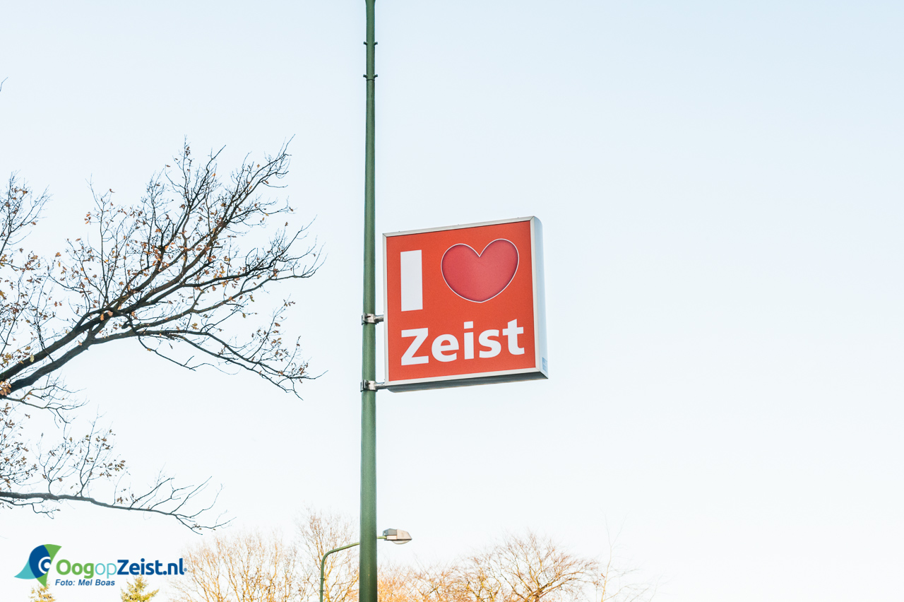 Bijzonder reclamebord "I love Zeist"