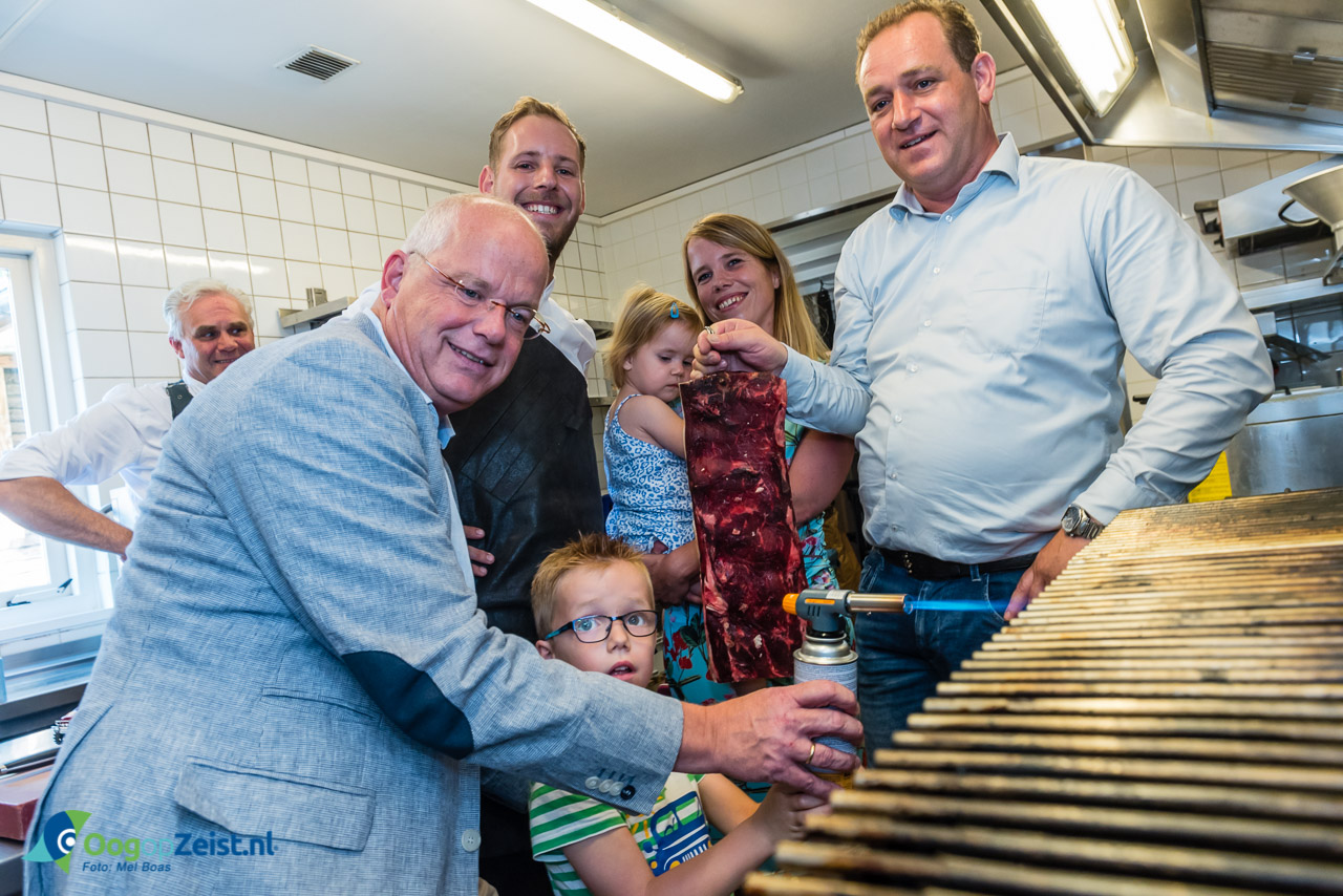 Café Brasero Steak & Grill geopend door Wethouder Marcel Fluitman